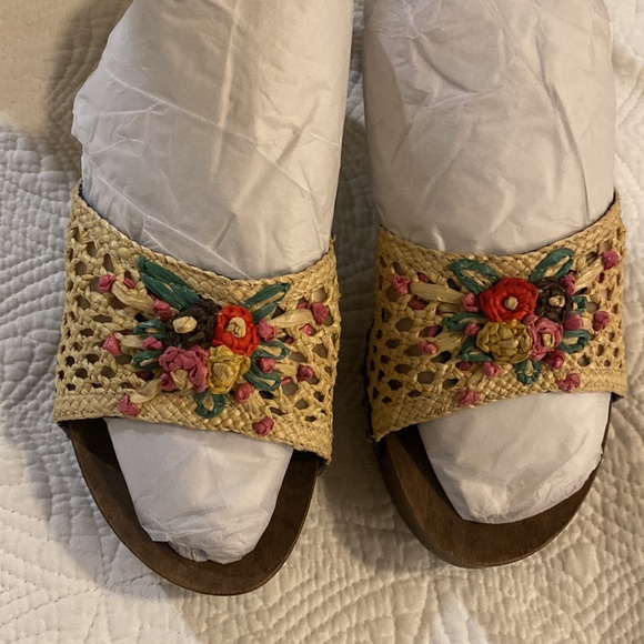 Louis Vuitton wooden clog mules! - Picture 7 of 7